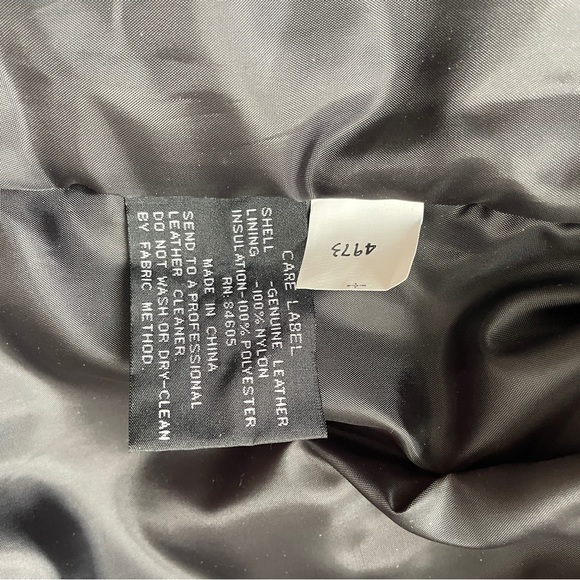 Men’s Leather Racing Motorcycle Jacket, Large/XL, Great Con., Beau Rivage Biloxi - Picture 12 of 13